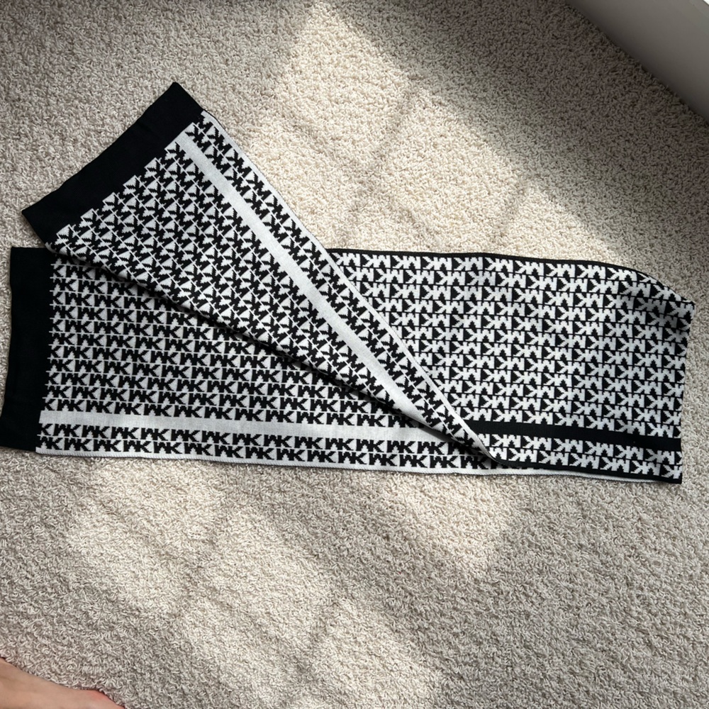 Michael Kors Scarf
